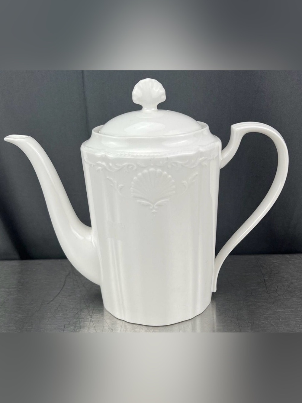 Nwot Mikasa Hampton bays porcelain coffee pot
